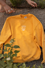 Charger l&#39;image dans la galerie, Crewneck Heavyweight Raised By The Sun 2025
