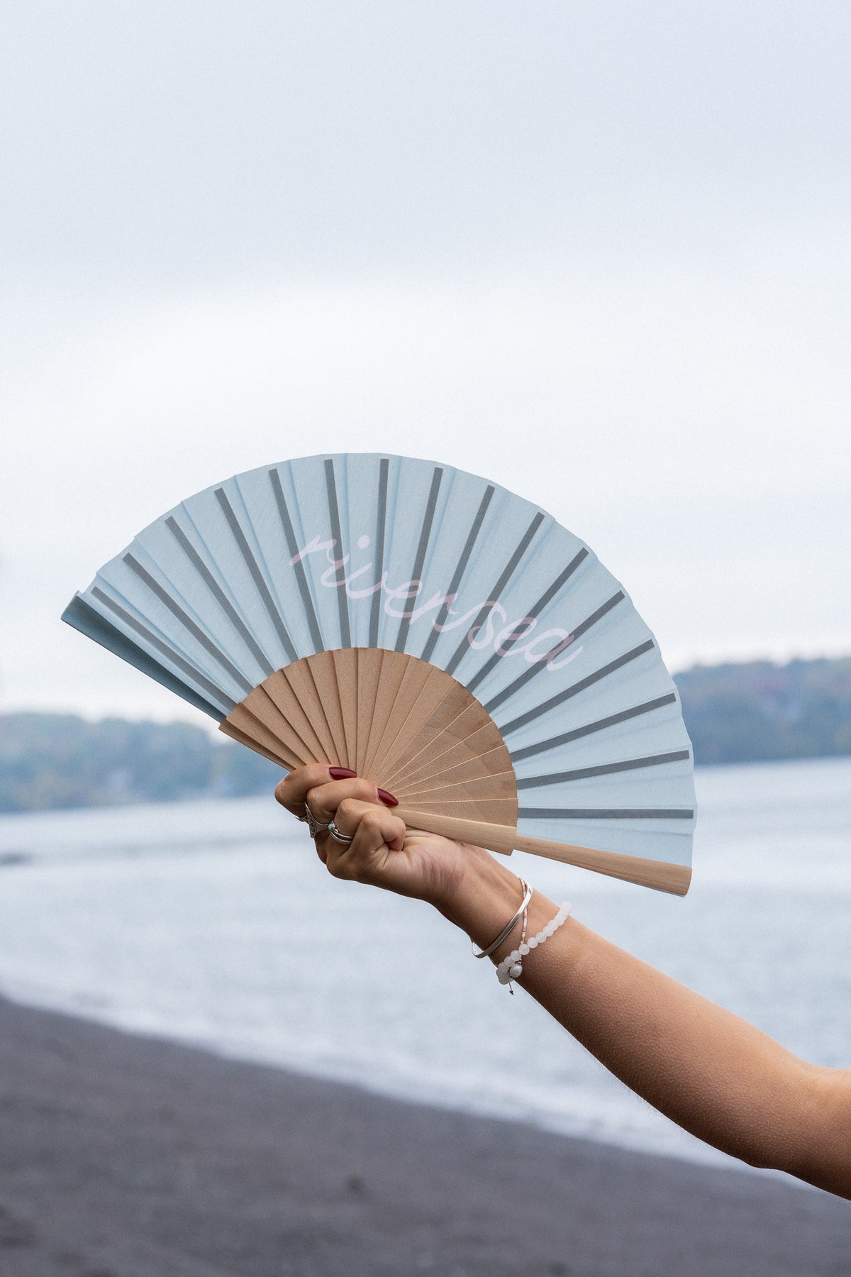Hand fan