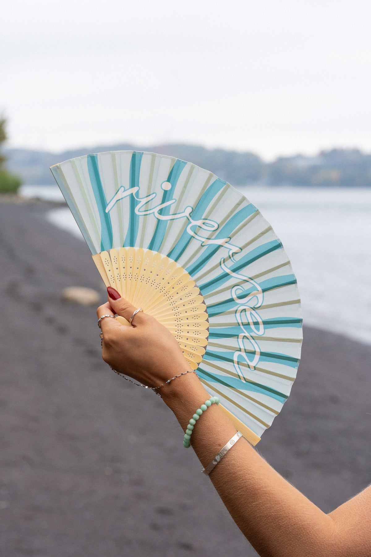 Hand fan