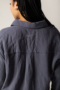 Textured organic cotton shirt - Girl Crush