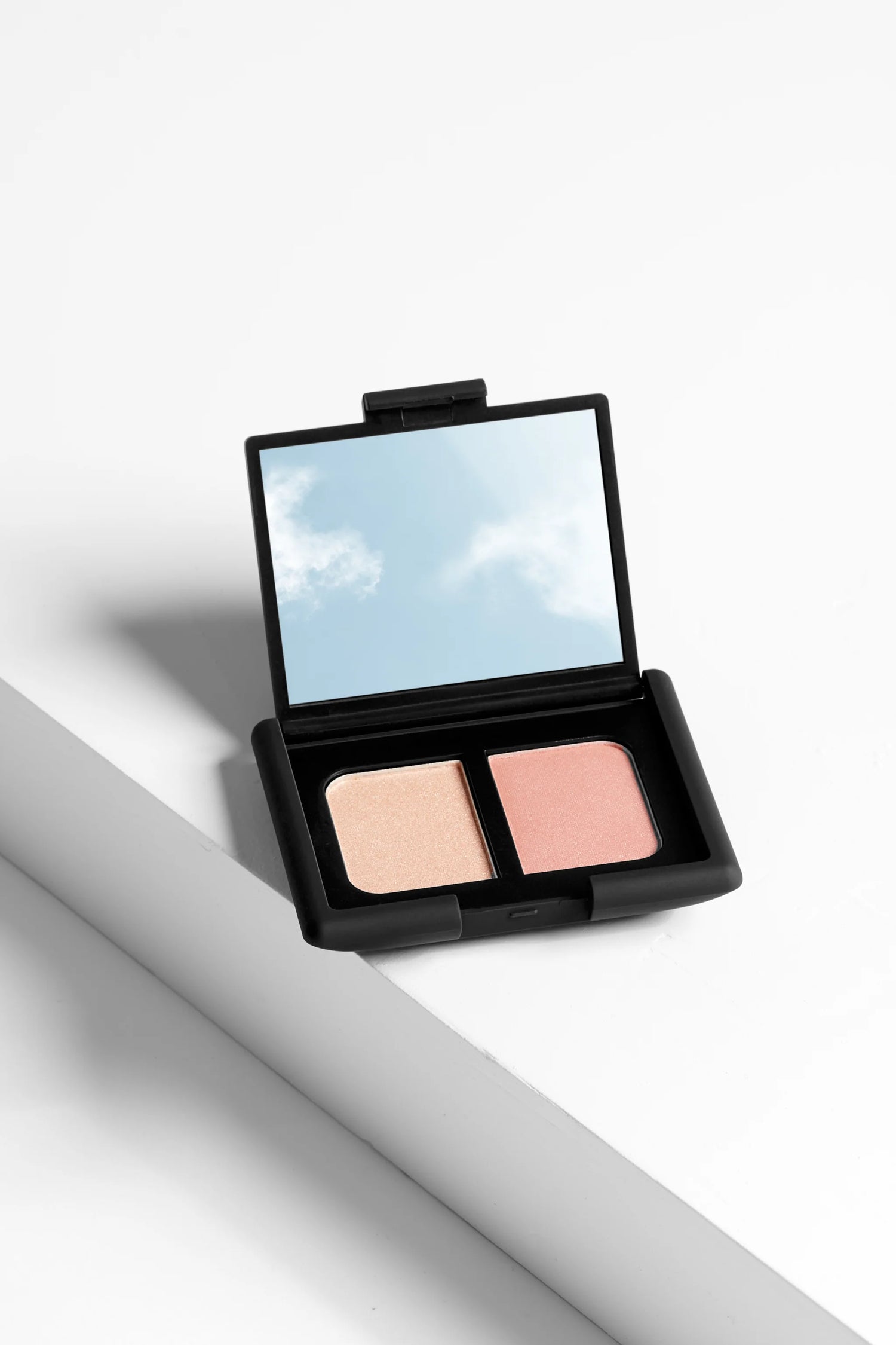 Le duo fard à joues et illuminateur | Sans-Façon Cosmétiques