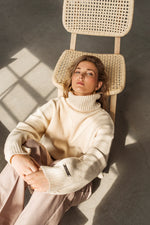 Load image into gallery, Chunky Turtleneck Knit - Girl Crush