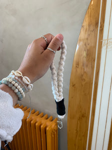 Porte-clefs macramé fabriqués à la main au Québec, en coton naturel.