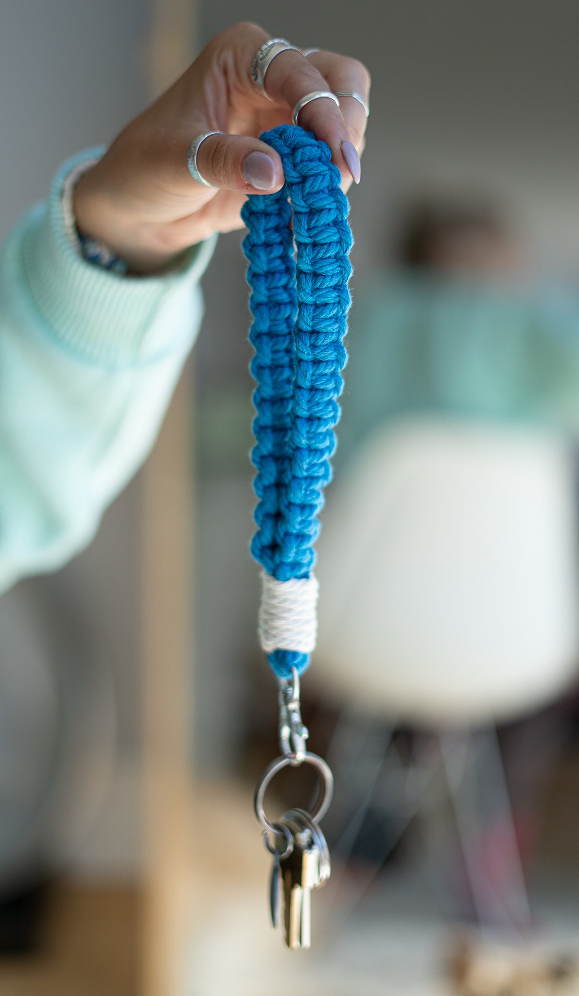 Porte-clefs macramé fabriqués à la main au Québec, en coton naturel.